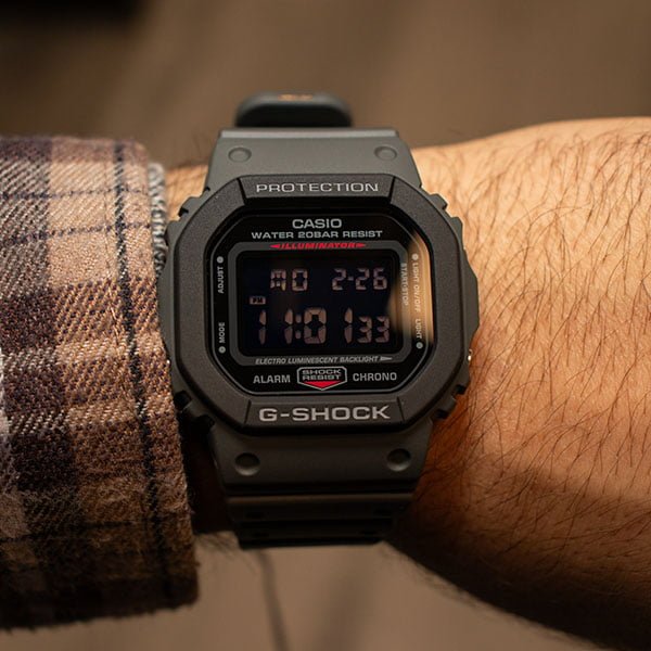 ساعت مچی مردانه کاسیو جی شاک مدل DW-5610SU-8 - واچ مارکت