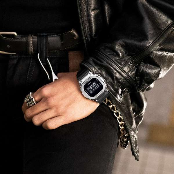 ساعت مچی مردانه کاسیو جی شاک مدل GM-5600-1 - واچ مارکت