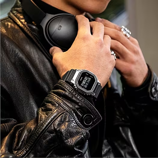 ساعت مچی مردانه کاسیو جی شاک مدل GM-5600-1 - واچ مارکت